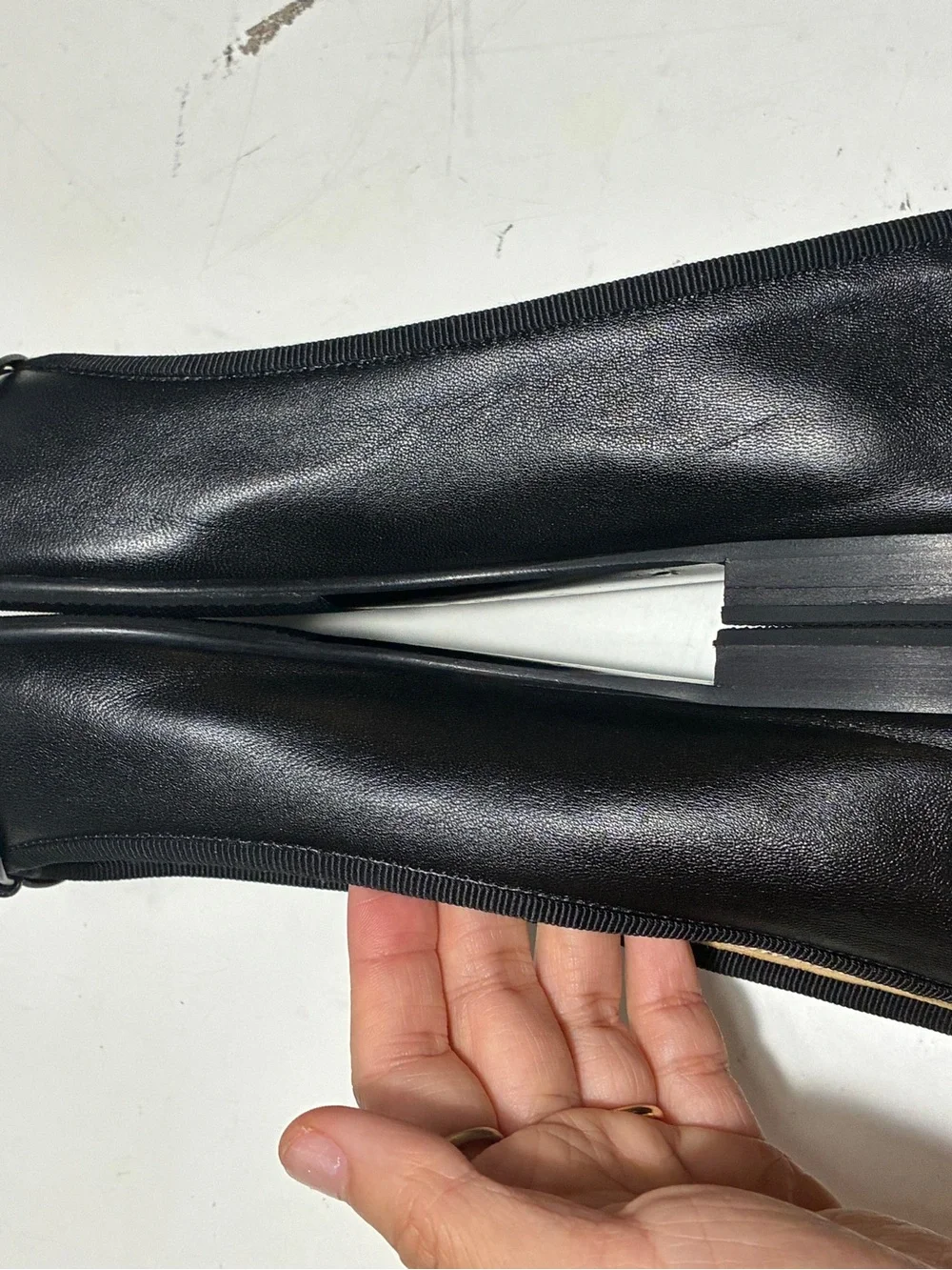 CHANEL Black Leather Cap-Toe Bow Ballet Flats